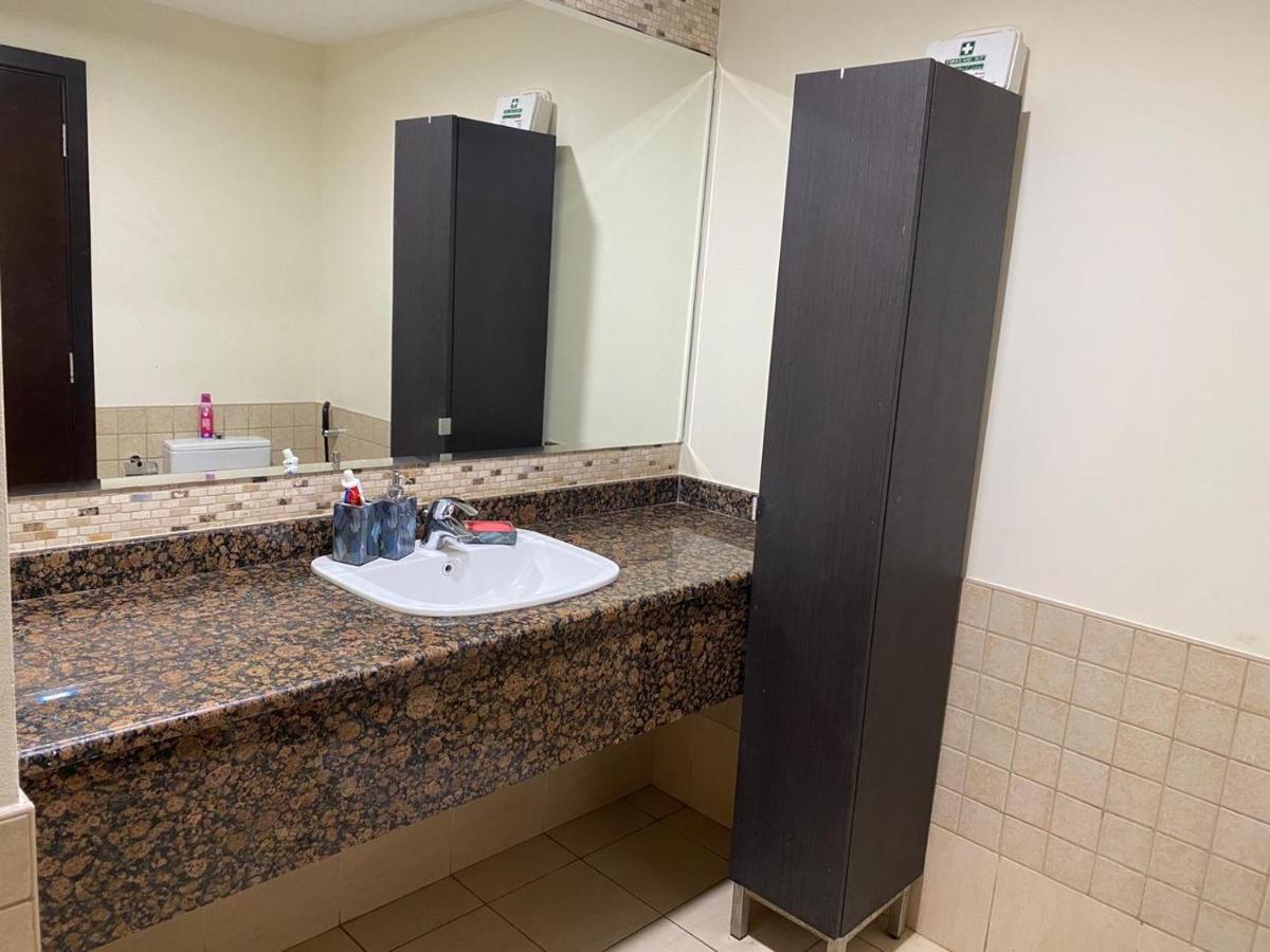 Alexandrina Hostel Ντουμπάι Εξωτερικό φωτογραφία